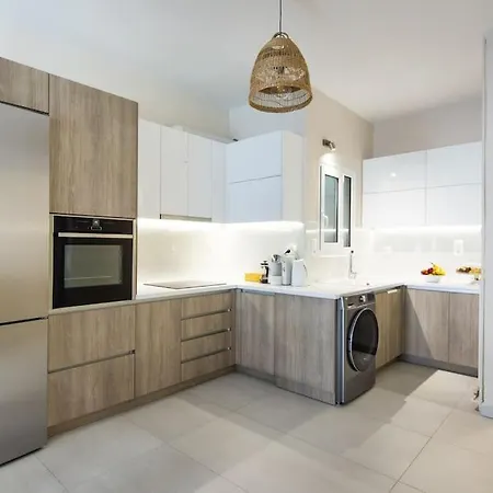 Bright And Natural In Apartment